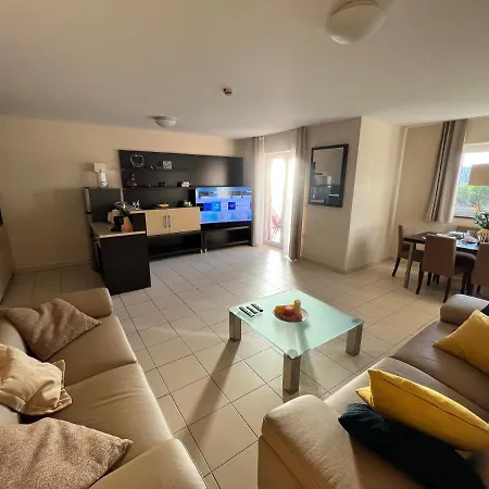 Apartman Burja At Marina Bay.